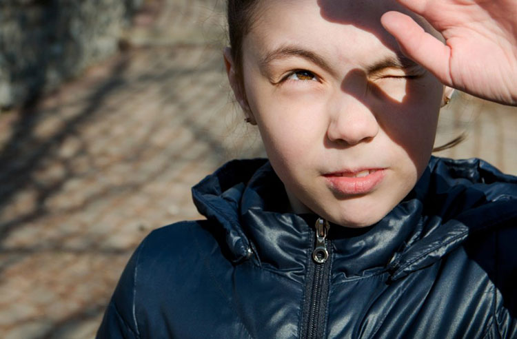 Eye related allergic reactions