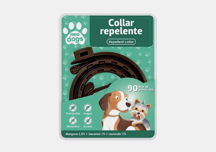 Insect repellent collars