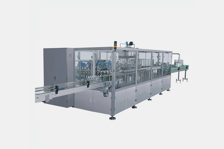 Plastic-ampoule-BFS-machine