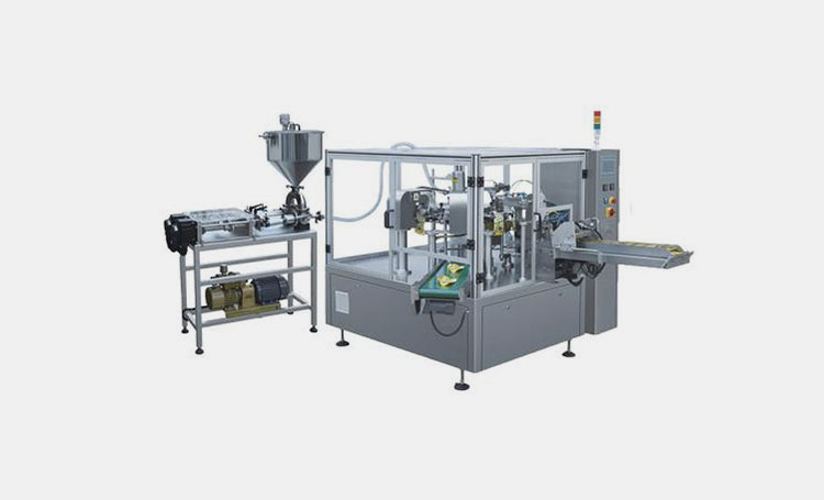 Pouch Packing Machine