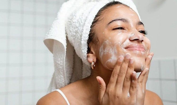 Washing and cleansing of face