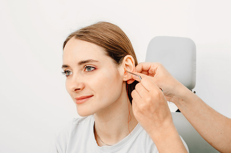 Removing of ear wax easily